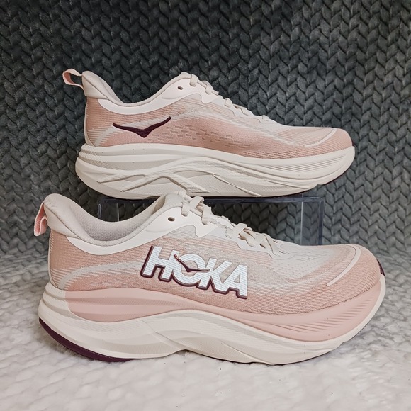 Hoka One One Shoes - Hoka Skyflow Women's Running Shoes Rose Cream Size 8B Sample Not For Resale Rare